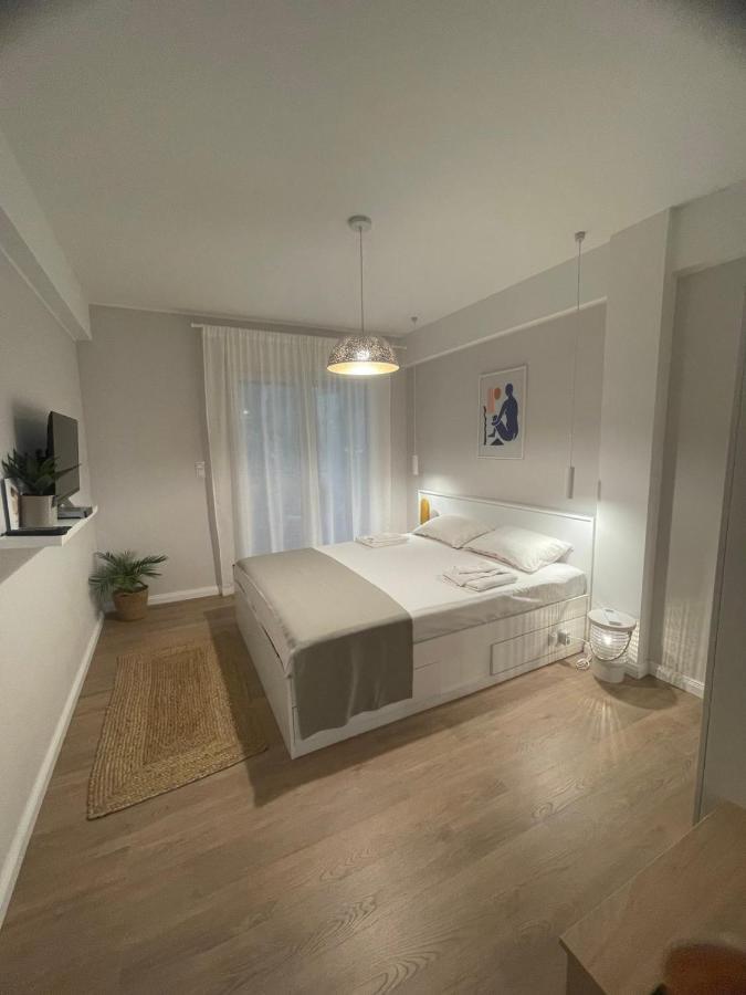 Sea Esta Apartment เนอาเปรามอส ภายนอก รูปภาพ